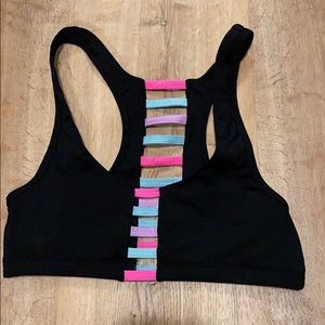 Black sports bra